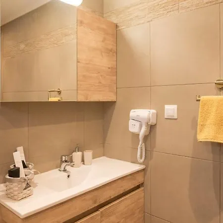 The 50/50 Luxury Semesterbostad Sidárion