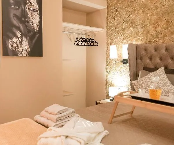 Hébergement de vacances The 50/50 Luxury Sidárion